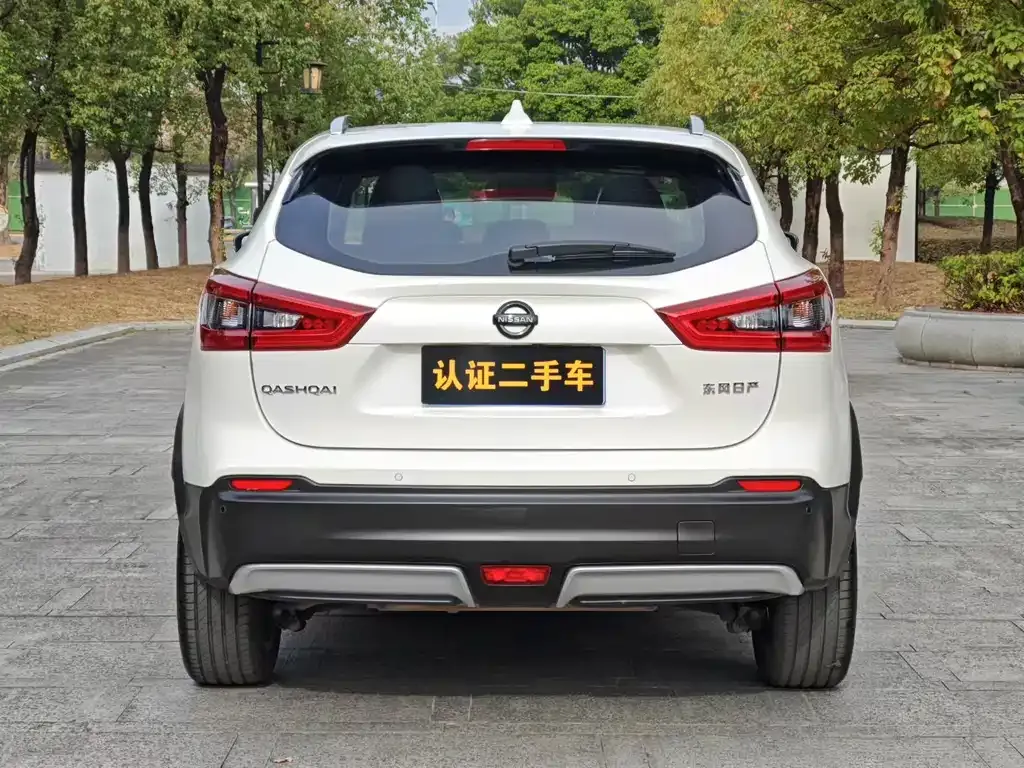 Nissan Qashqai — фото 5