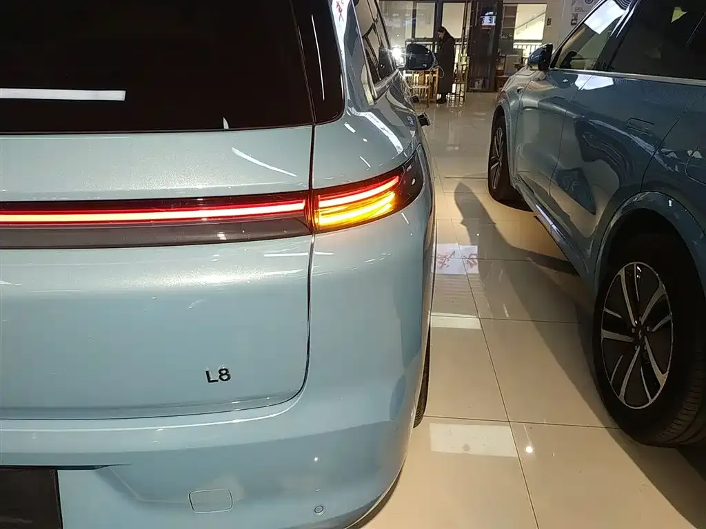 Li Auto L8 2024 из CN, фото 8