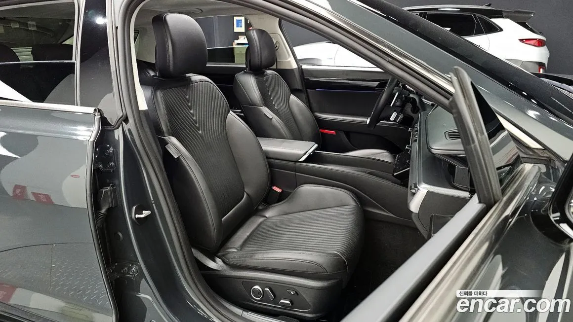 Hyundai Grandeur 2023 из KR, фото 10