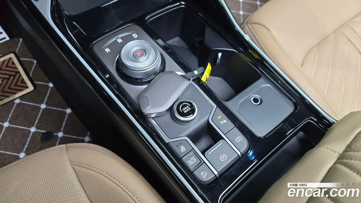 Kia Sorento — фото 9