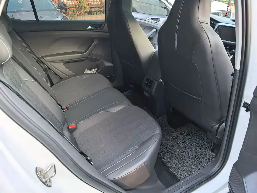 Volkswagen T-Cross 2023 из CN, фото 7