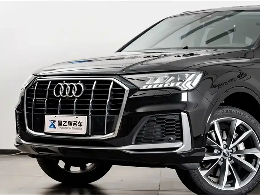 Audi Q7 2023 из CN, фото 3