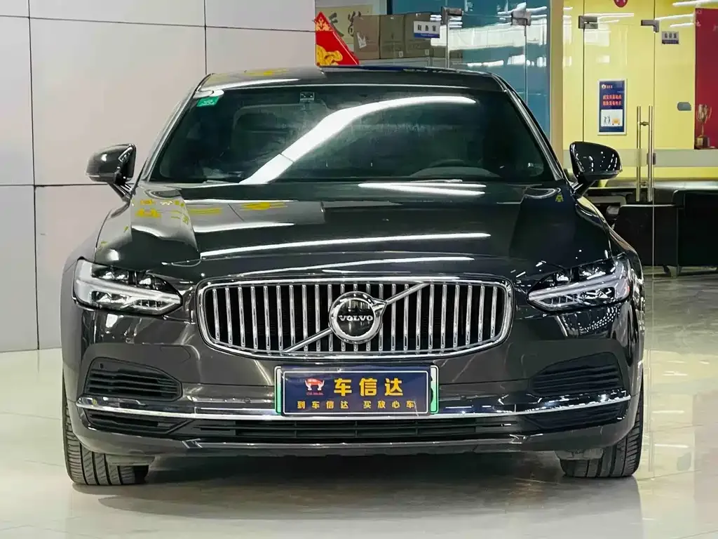Volvo S90 PHEV 2022 из CN, фото 2