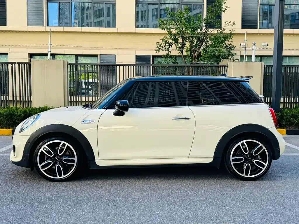 MINI Cooper (3-door) — фото 10