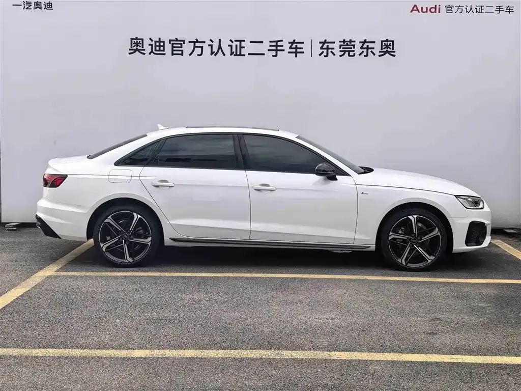 Audi A4L 2025 из CN, фото 3