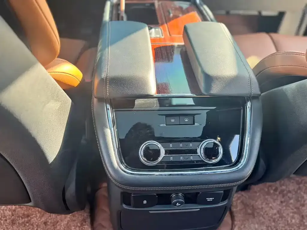 Lincoln Navigator 2021 из CN, фото 9