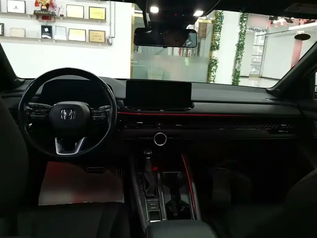Honda Accord — фото 10