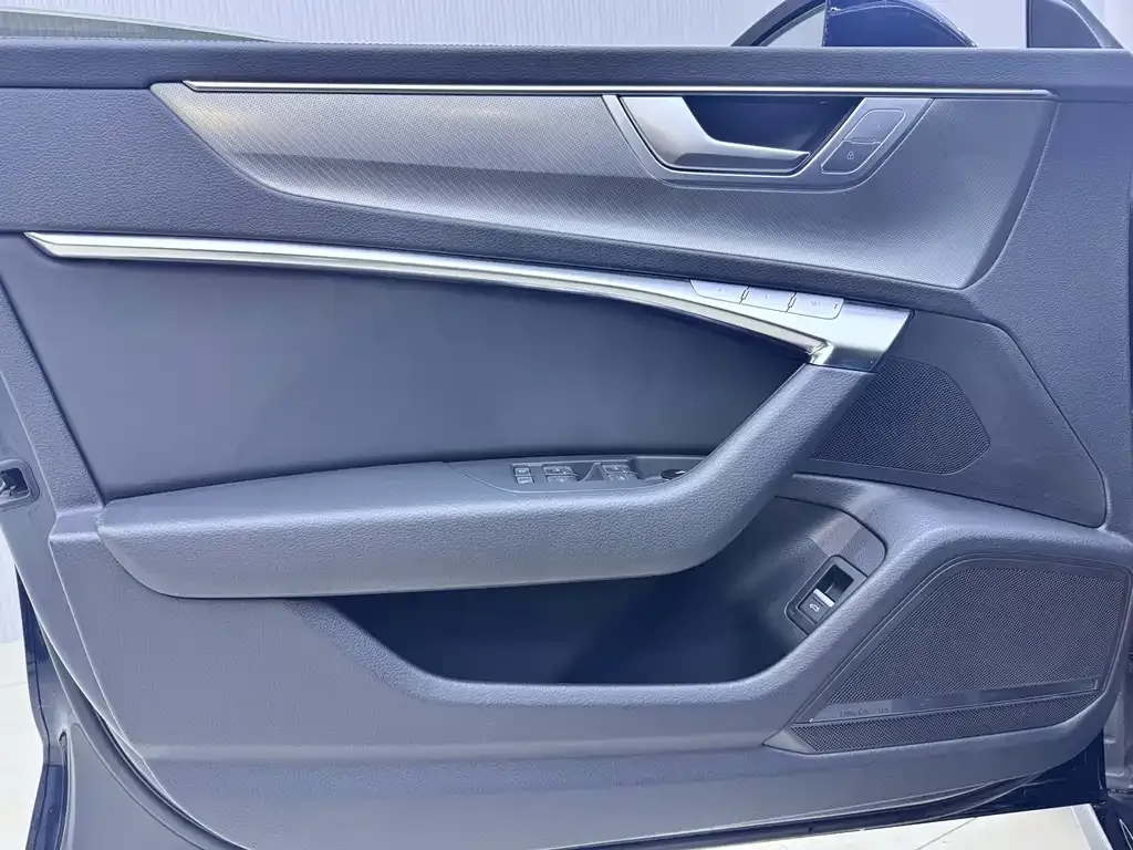 Audi A7 — фото 8