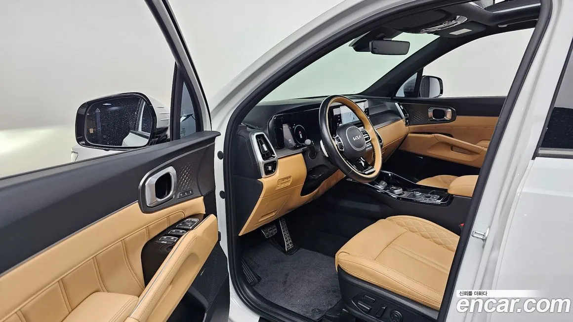 Kia Sorento — фото 10