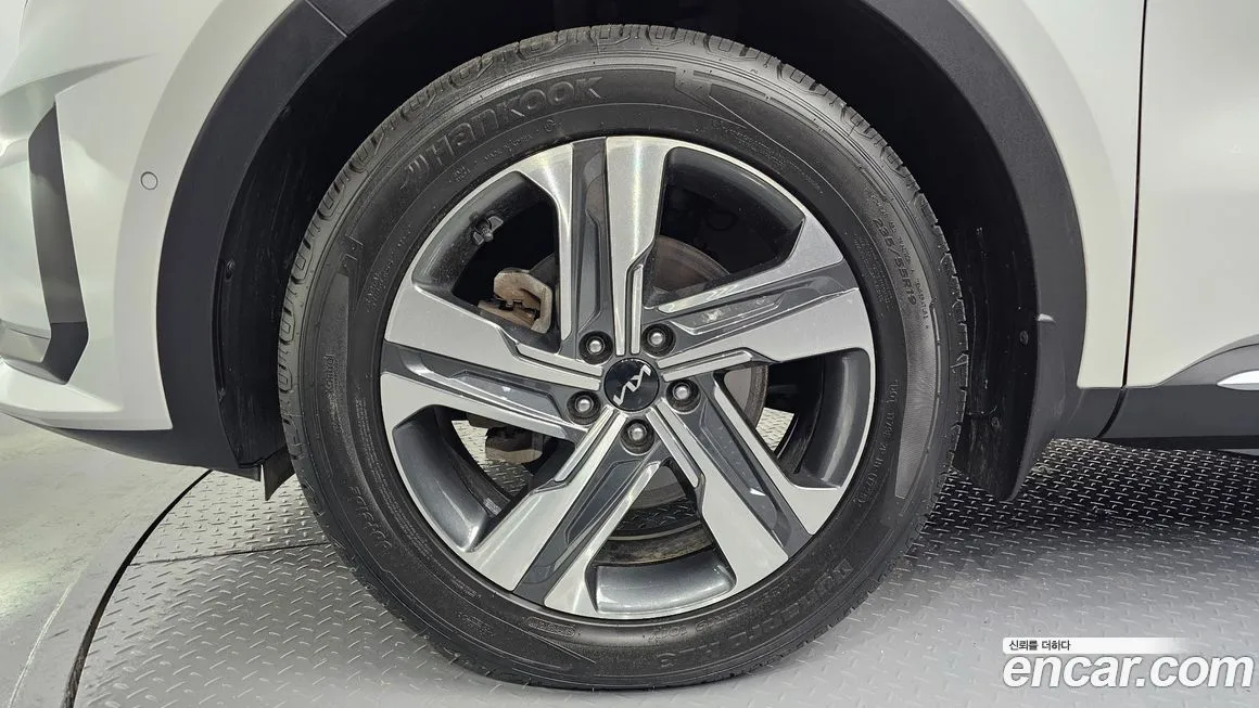 Kia Sorento — фото 5
