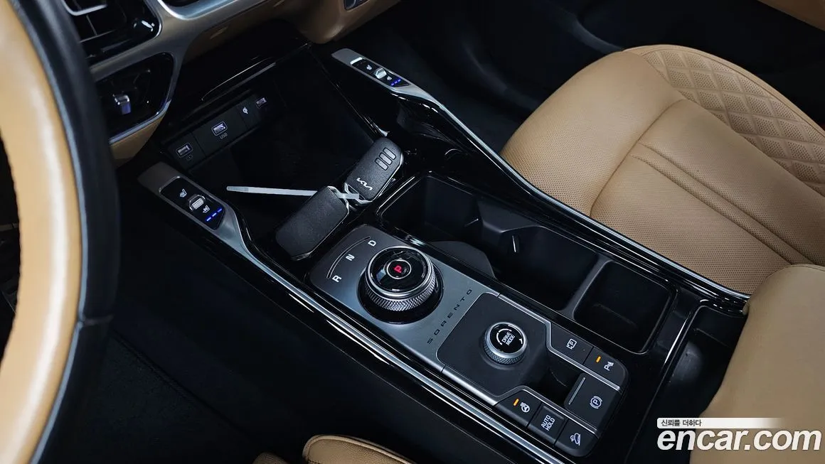 Kia Sorento — фото 9