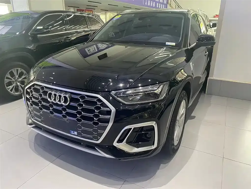Audi Q5L 2022 из CN, фото 1