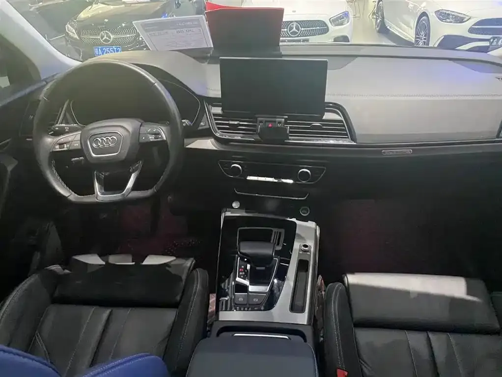 Audi Q5L 2022 из CN, фото 4