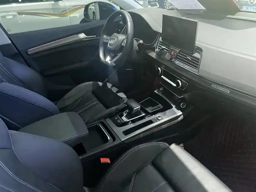 Audi Q5L 2022 из CN, фото 5