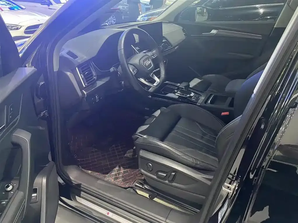 Audi Q5L 2022 из CN, фото 6