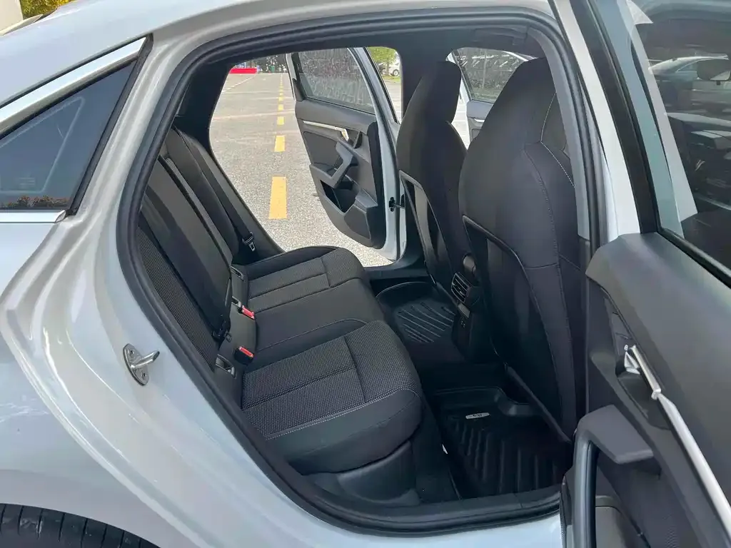 Audi A3 2021 из CN, фото 10