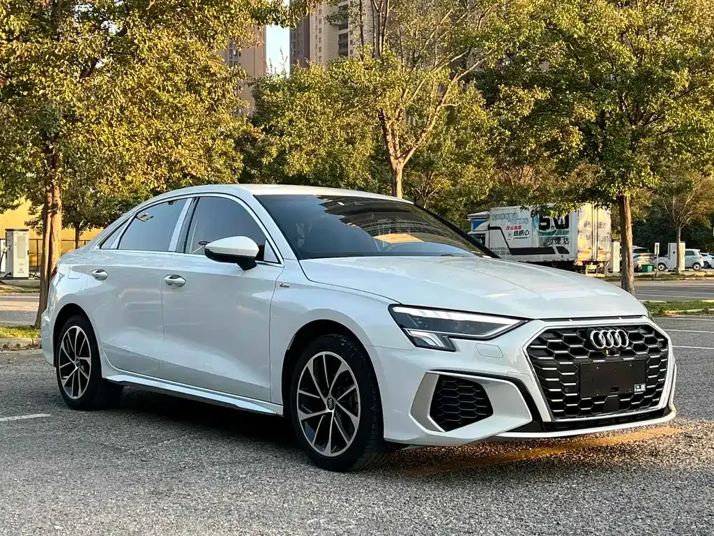Audi A3 2021 из CN, фото 3