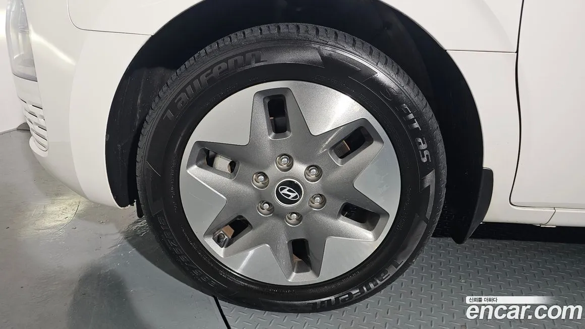 Hyundai Staria 2025 из KR, фото 5