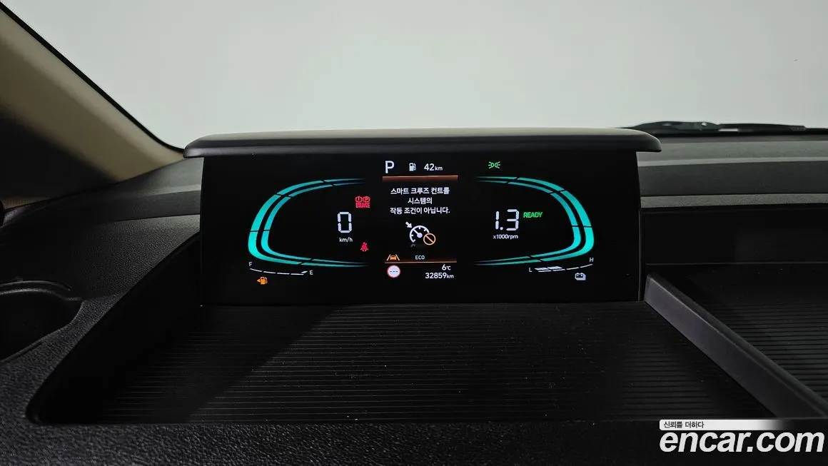 Hyundai Staria 2025 из KR, фото 8