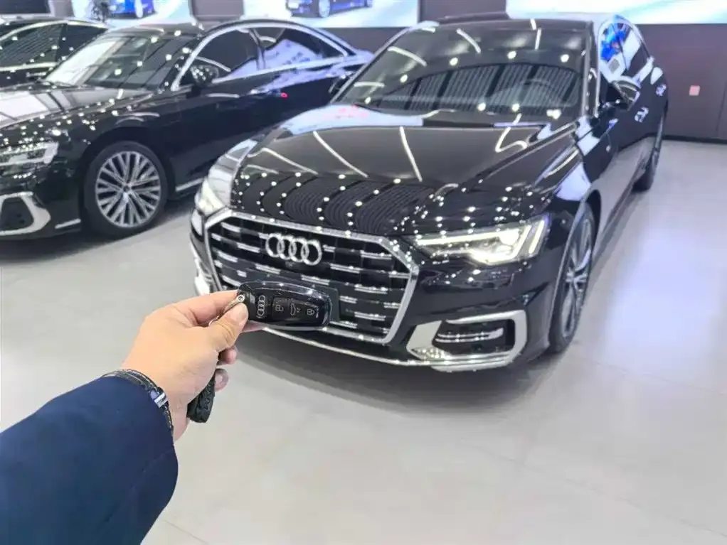 Audi A6L 2024 из CN, фото 6