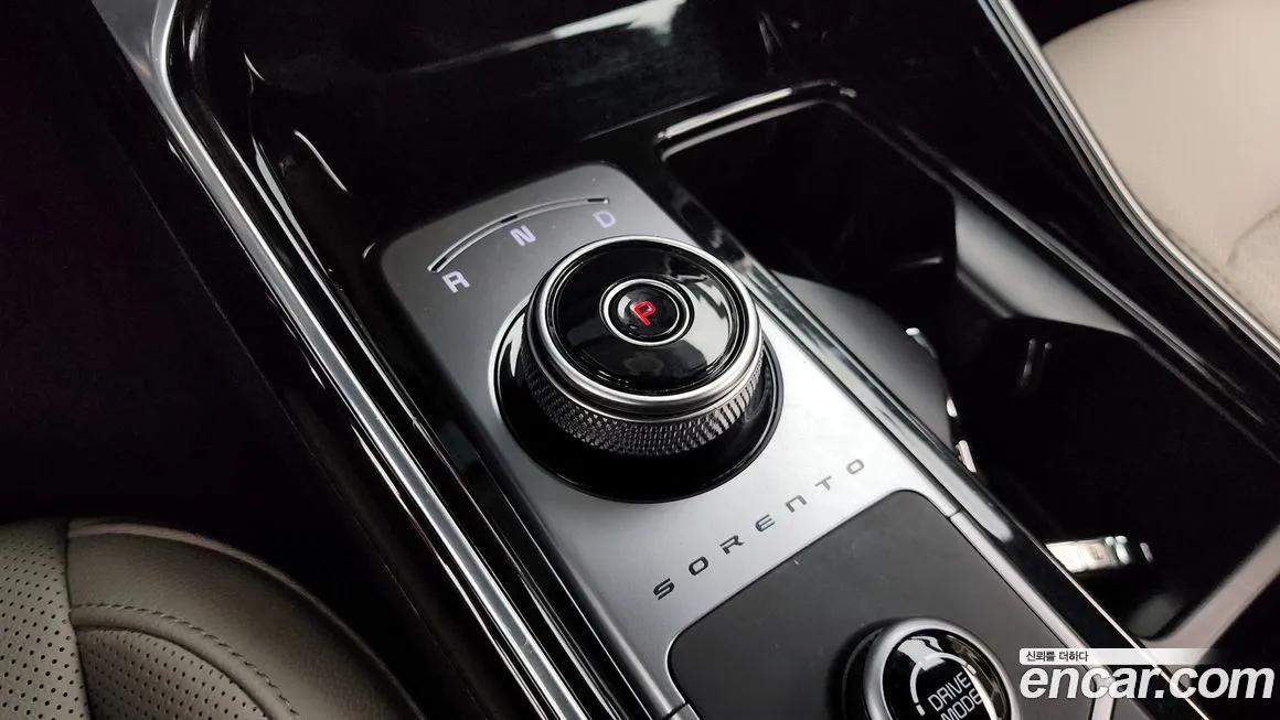 Kia Sorento — фото 9