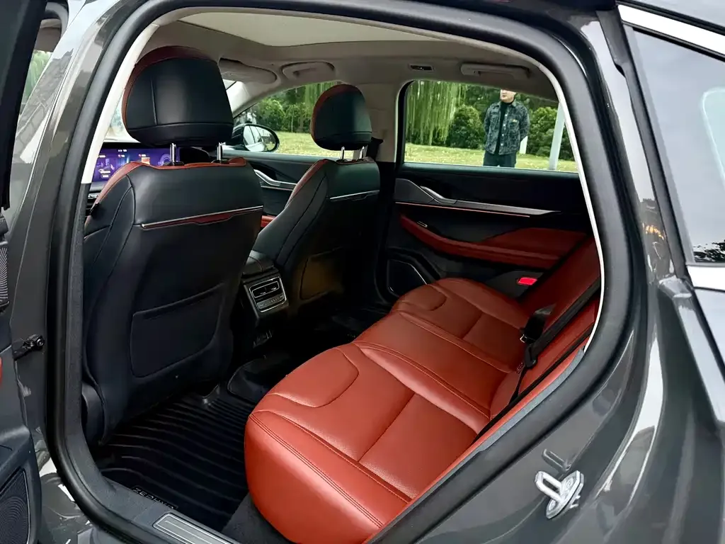 Lincoln Z 2022 из CN, фото 9