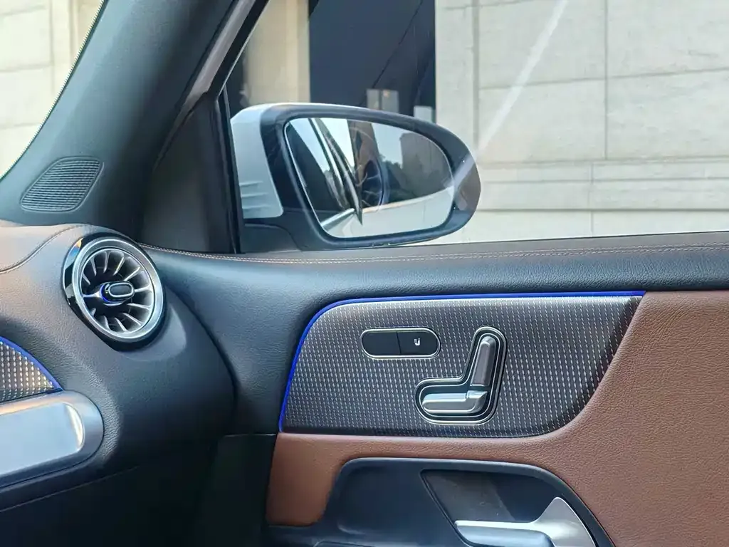 Mercedes-Benz GLB 2022 из CN, фото 10