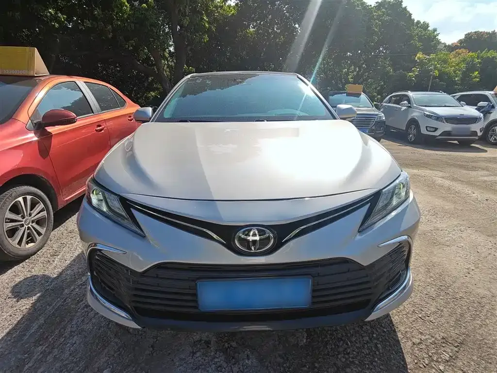Toyota Camry 2022 из CN, фото 3
