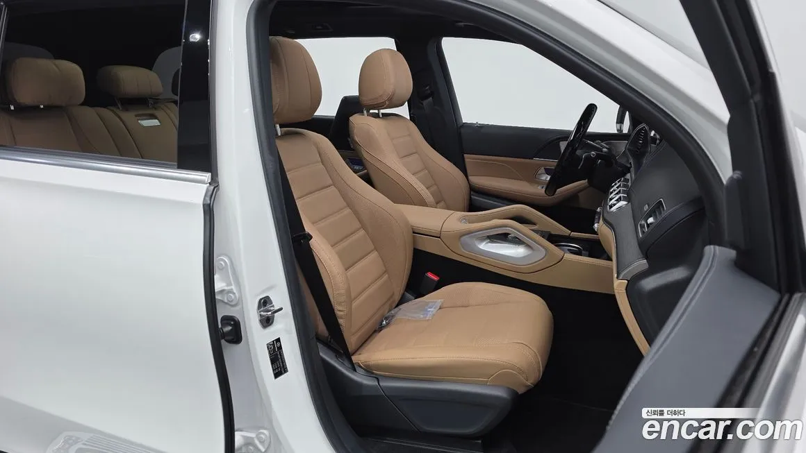 Mercedes-Benz GLS-Class — фото 10