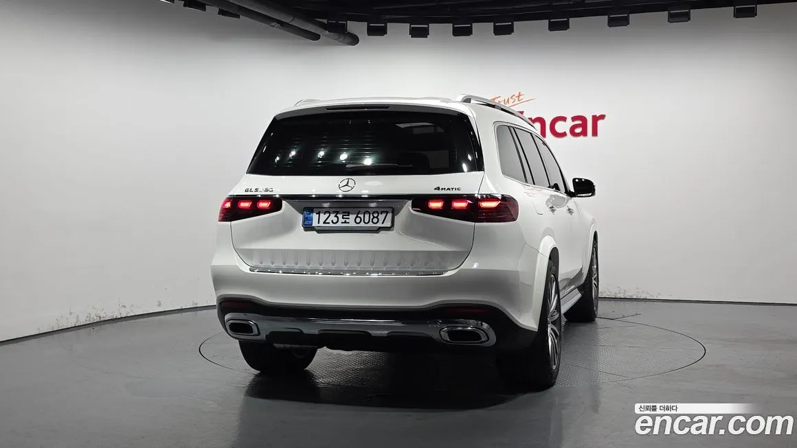 Mercedes-Benz GLS-Class — фото 4