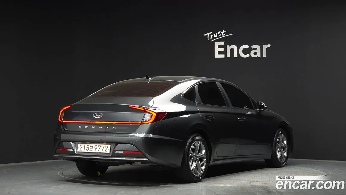 Hyundai Sonata — фото 2