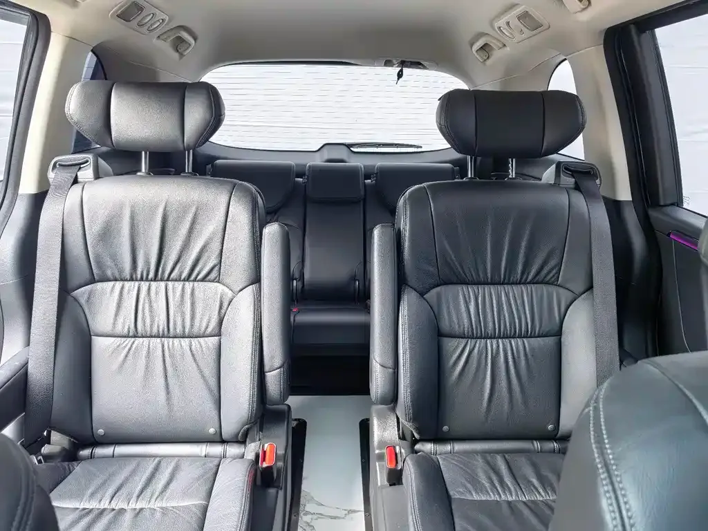Honda Odyssey — фото 10