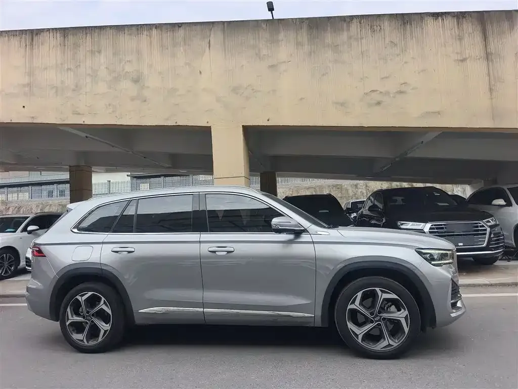 Geely Xingyue L — фото 4