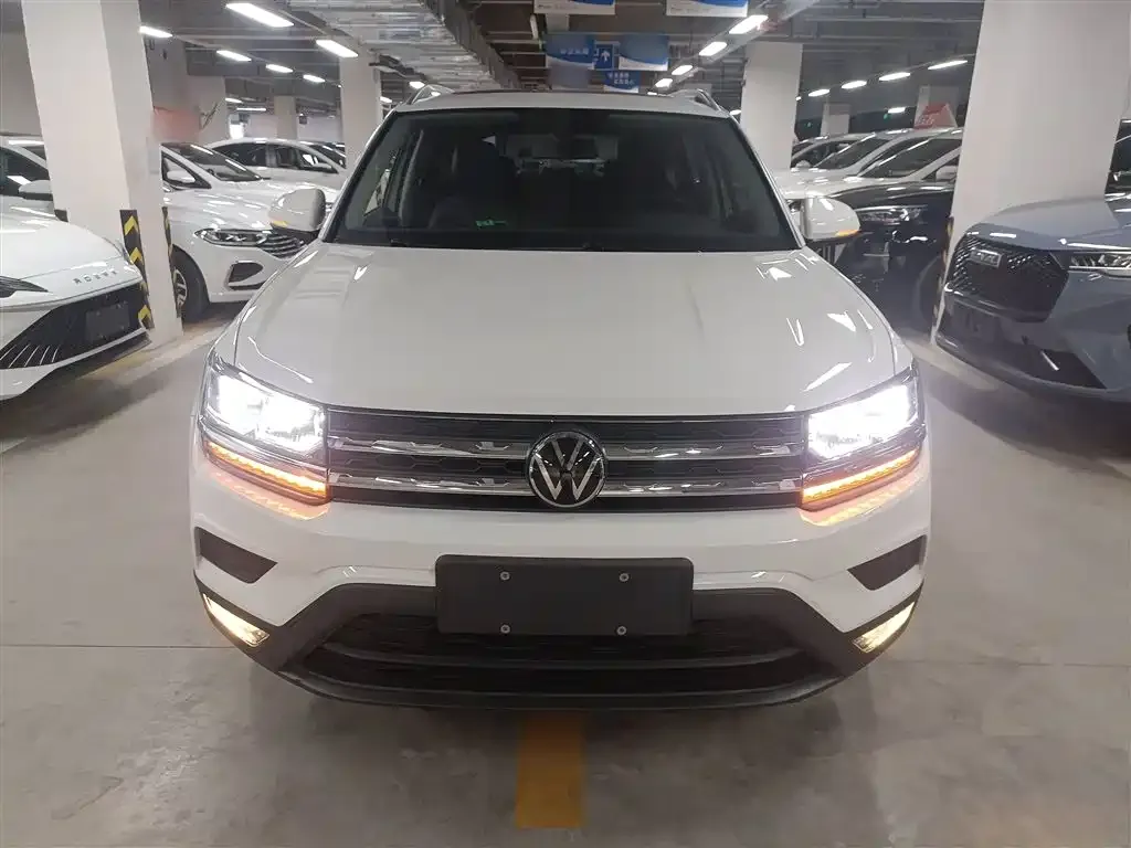 Volkswagen Tharu 2022 из CN, фото 3