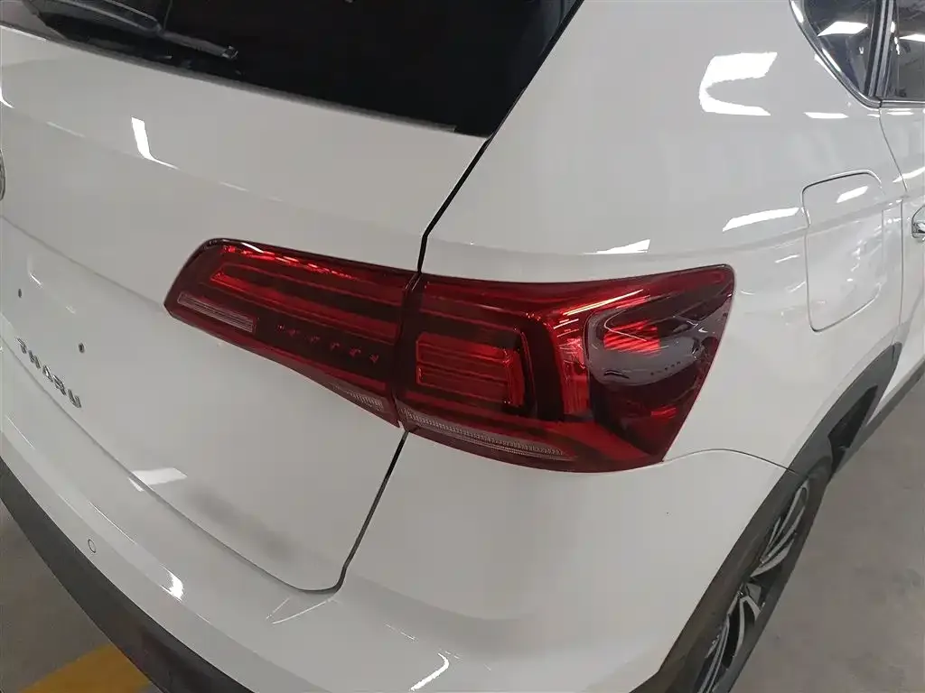 Volkswagen Tharu 2022 из CN, фото 8
