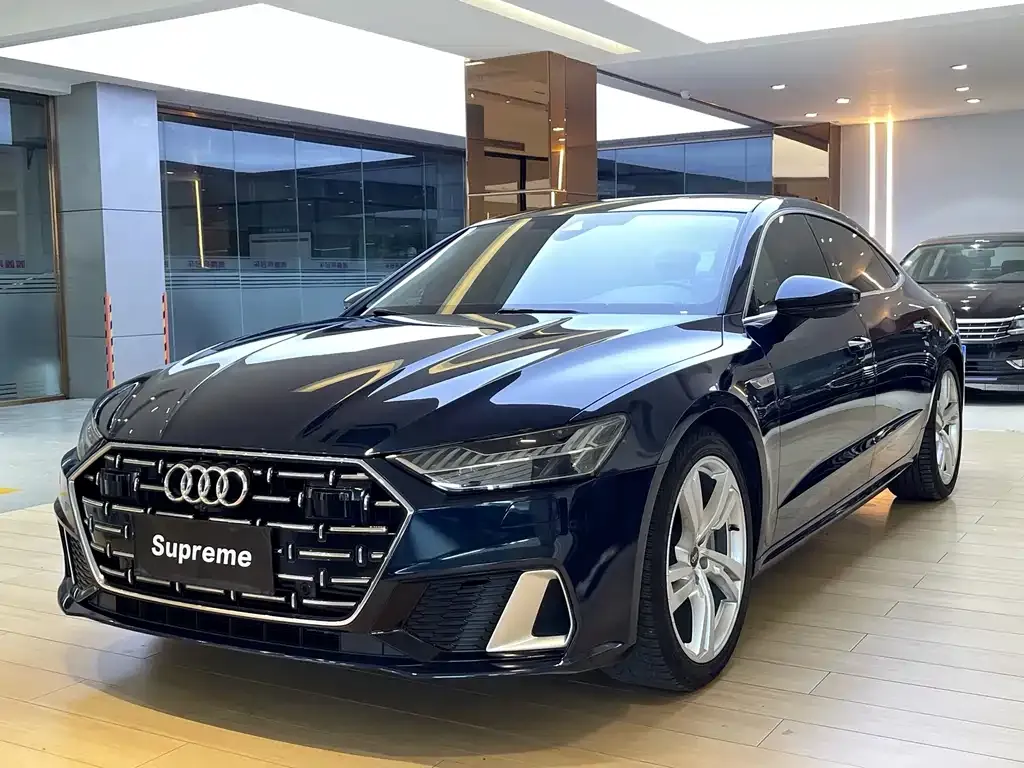 Audi A7L 2023 из CN, фото 1
