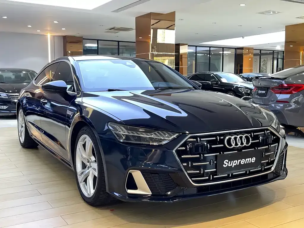Audi A7L 2023 из CN, фото 3