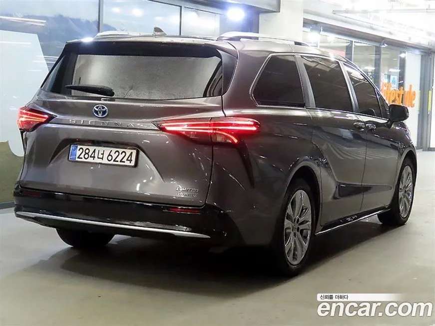 Toyota Sienna 2022 из KR, фото 4