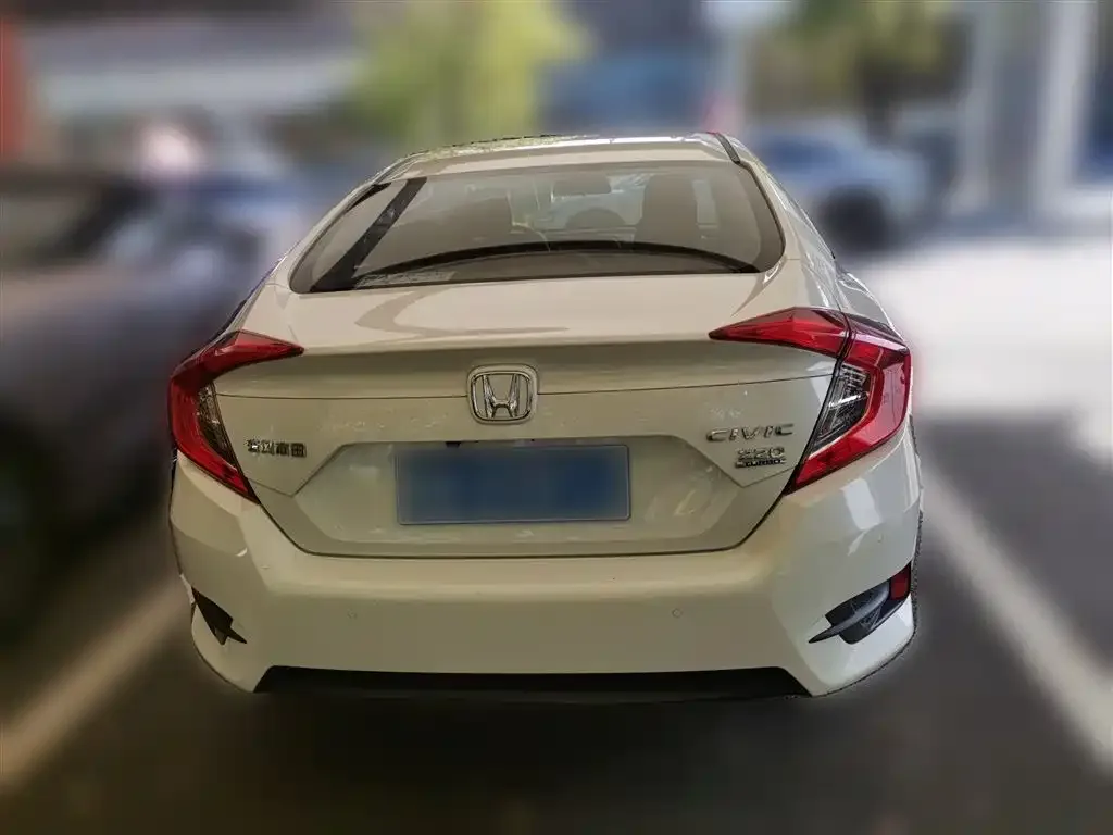 Honda Civic 2022 из CN, фото 10