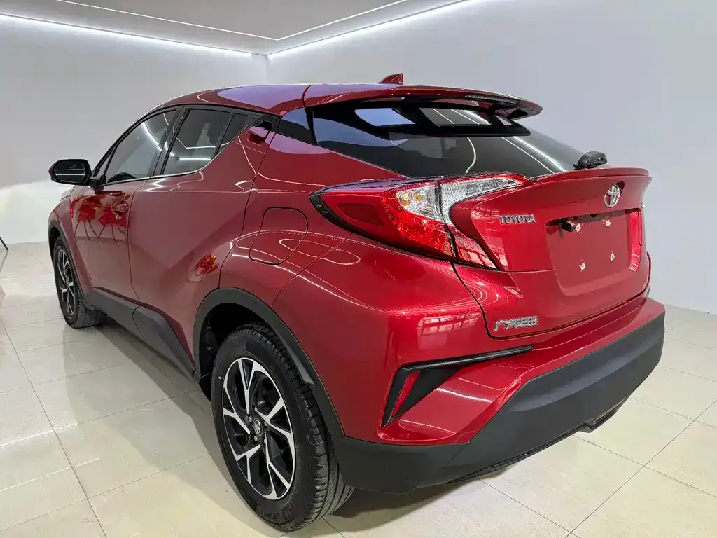 Toyota C-HR 2021 из CN, фото 4