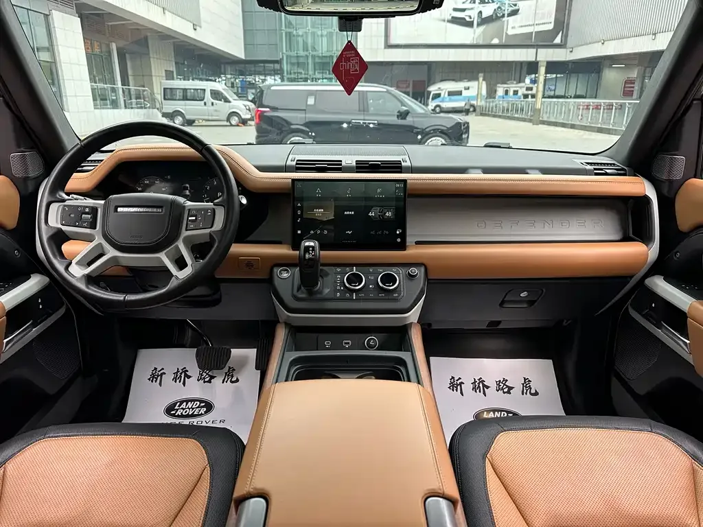 Land Rover Defender 2023 из CN, фото 8