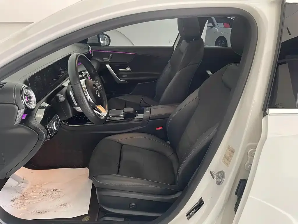 Mercedes-Benz A-Class 2022 из CN, фото 7