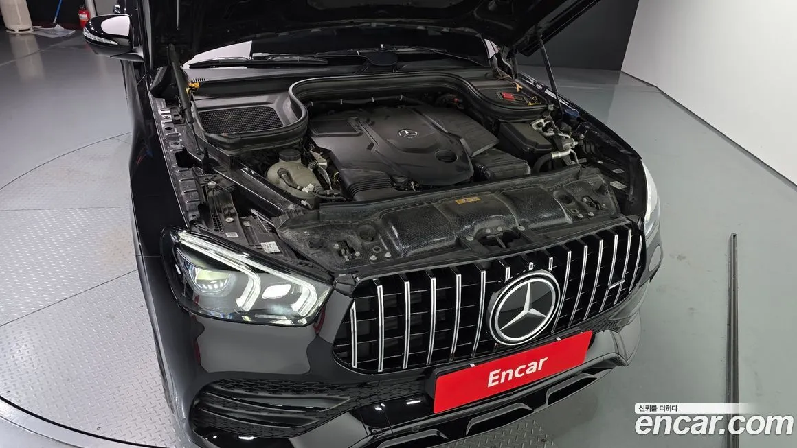 Mercedes-Benz GLE-Class — фото 6