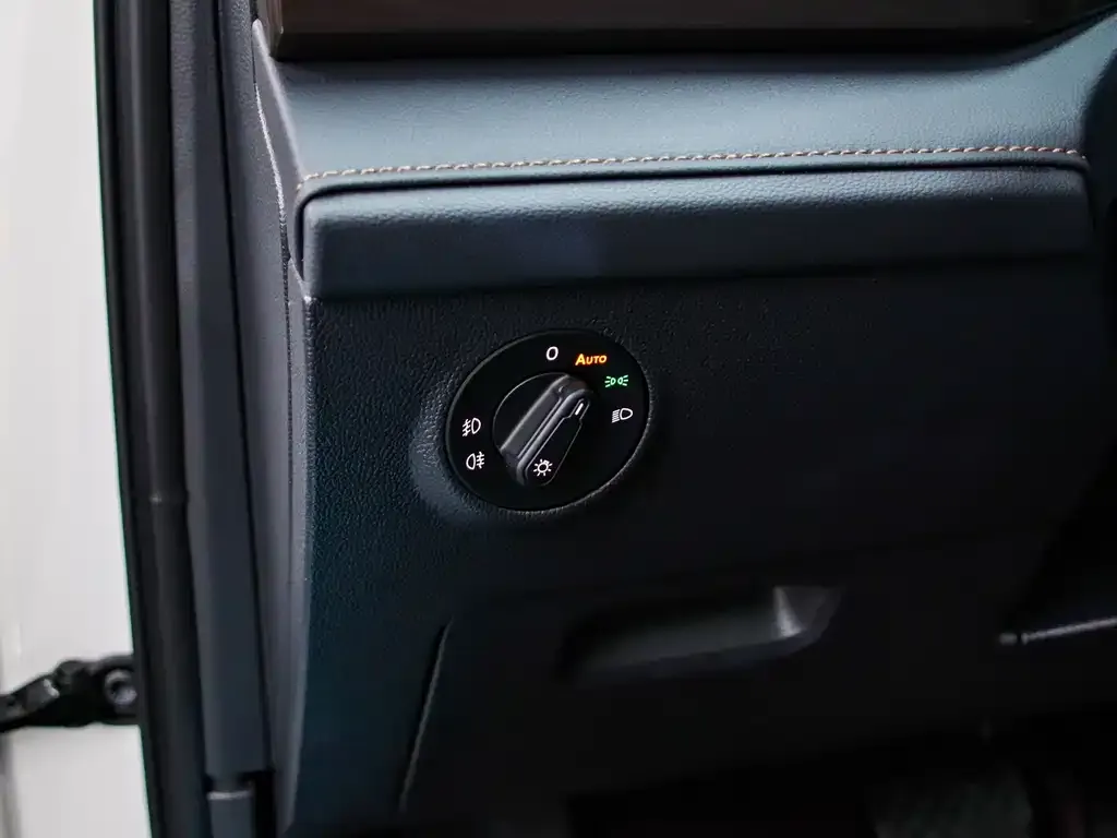 Volkswagen Tharu 2022 из CN, фото 7
