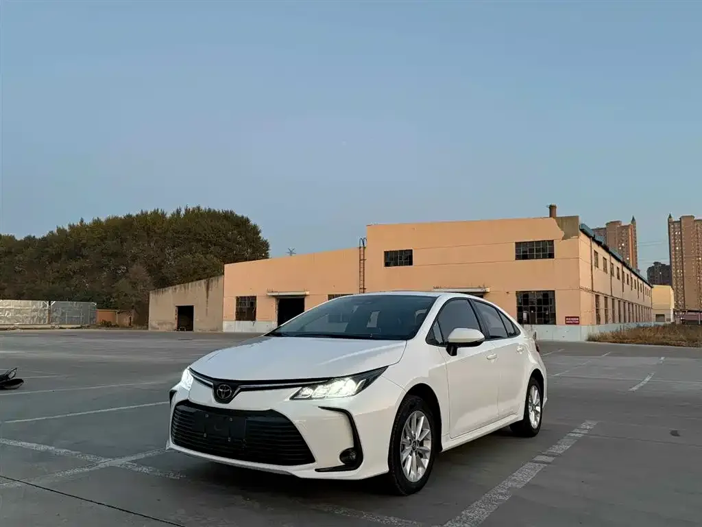Toyota Corolla 2021 из CN, фото 1