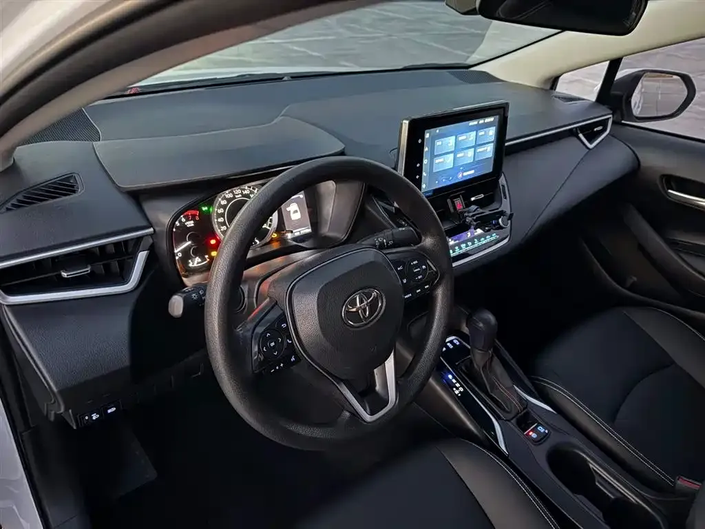 Toyota Corolla 2021 из CN, фото 10