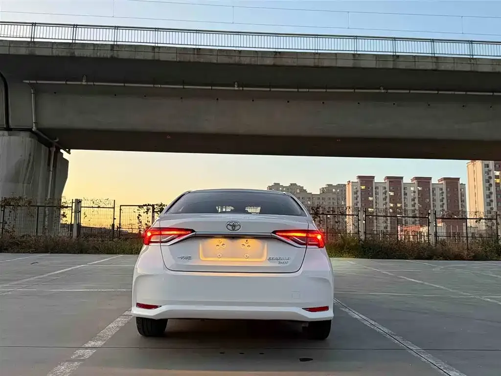Toyota Corolla 2021 из CN, фото 4
