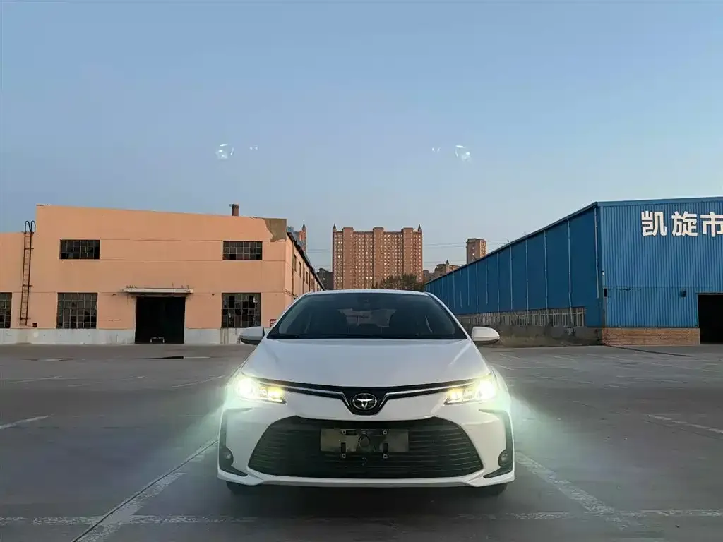Toyota Corolla 2021 из CN, фото 8