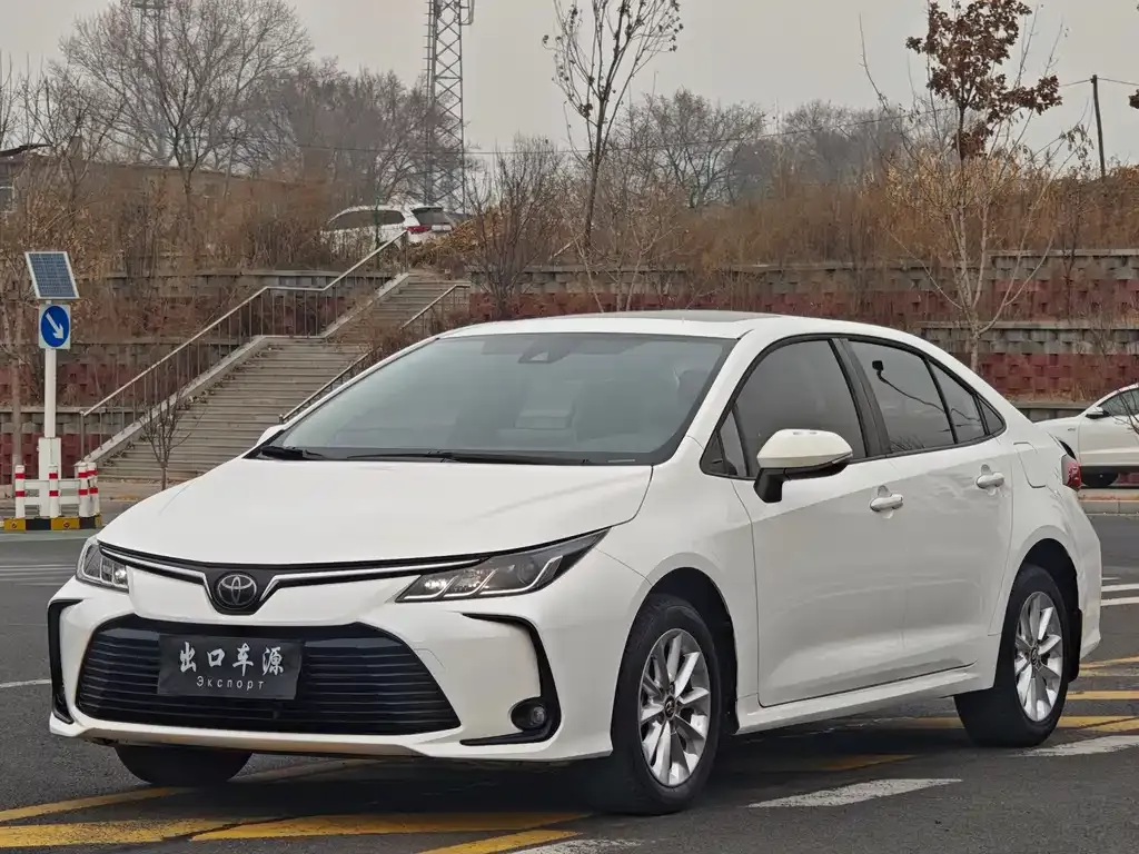 Toyota Corolla 2022 из CN, фото 2