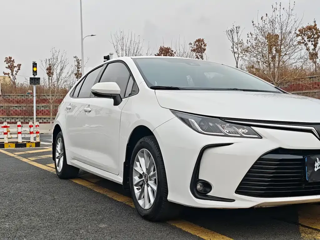 Toyota Corolla 2022 из CN, фото 6